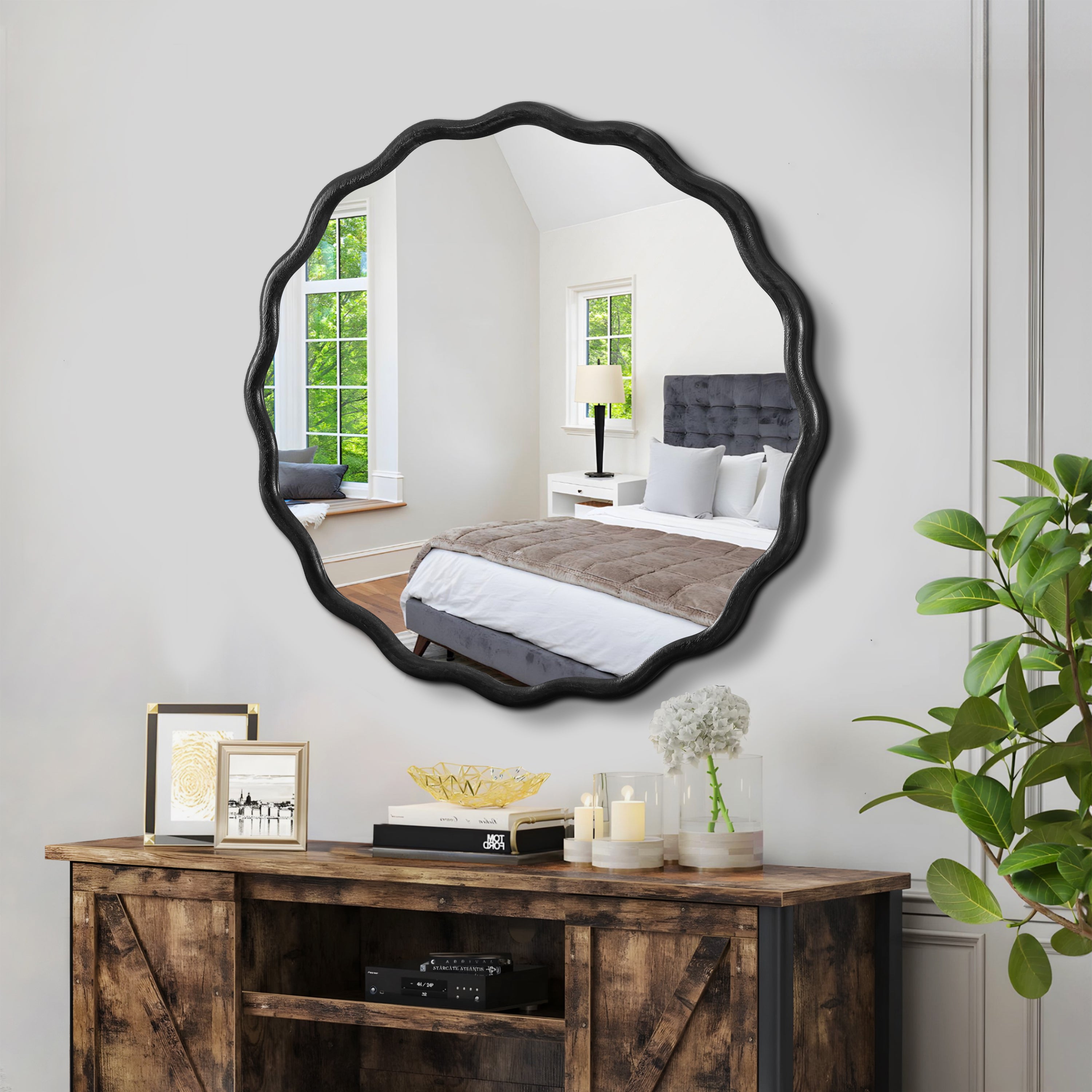 Wavy Round Black Wall Mirror, Solid Wood, 35.6'' Diameter