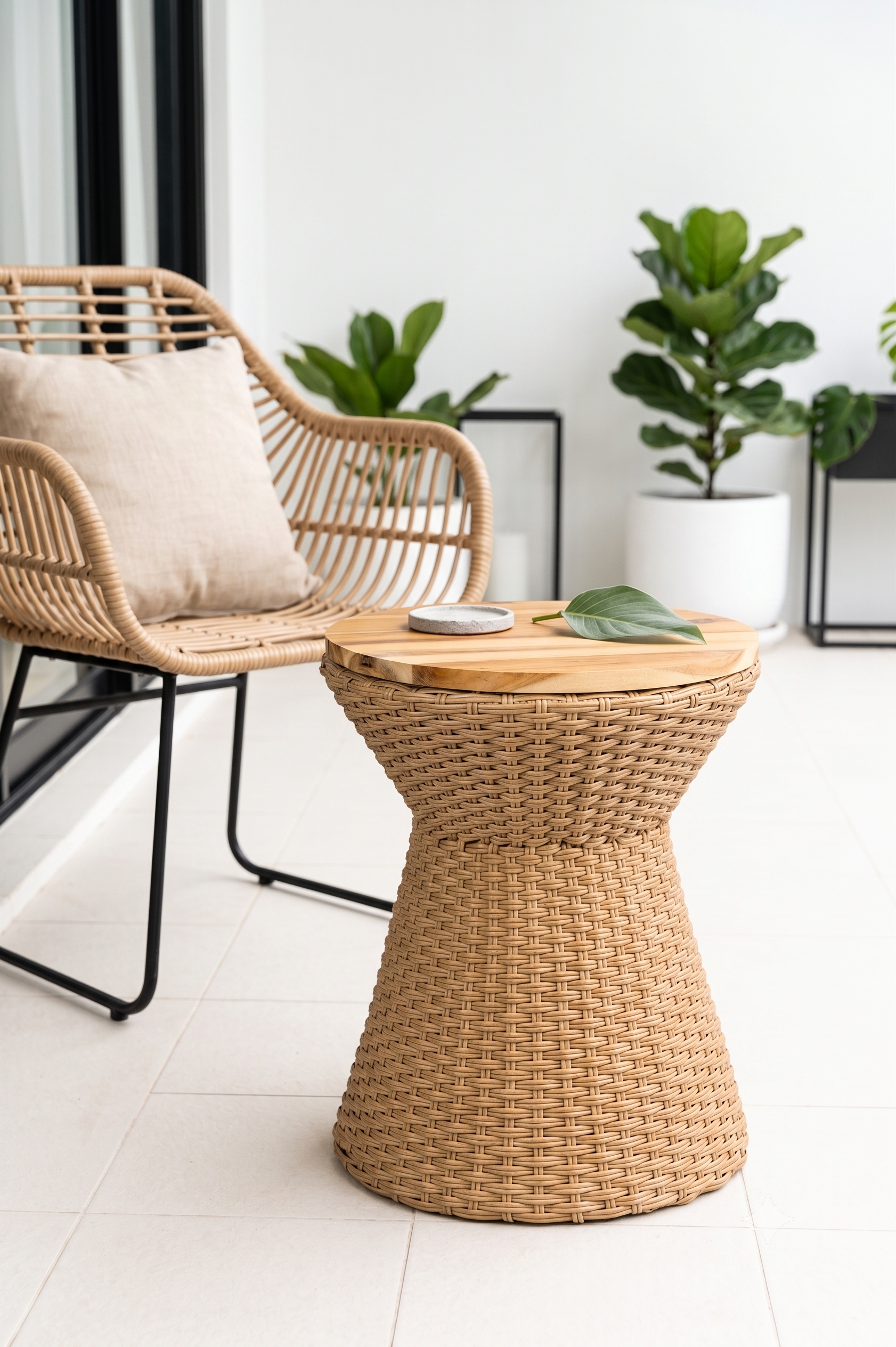SOLHOME Natural Rattan Side Table with Wood Lid – Wicker Accent Stool with Steel Frame for Indoor & Outdoor Spaces, 14.2"