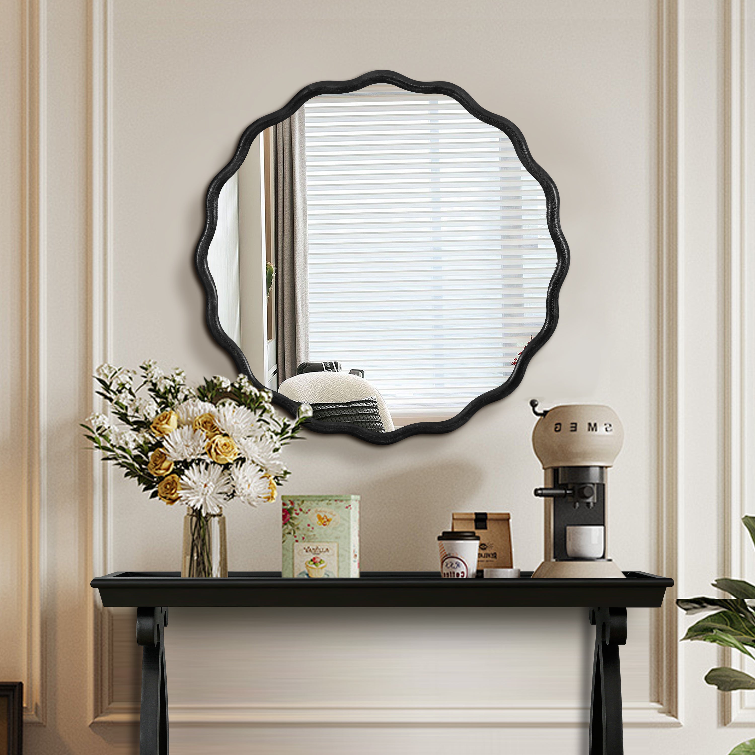 Wavy Round Black Wall Mirror, Solid Wood, 31.1'' Diameter