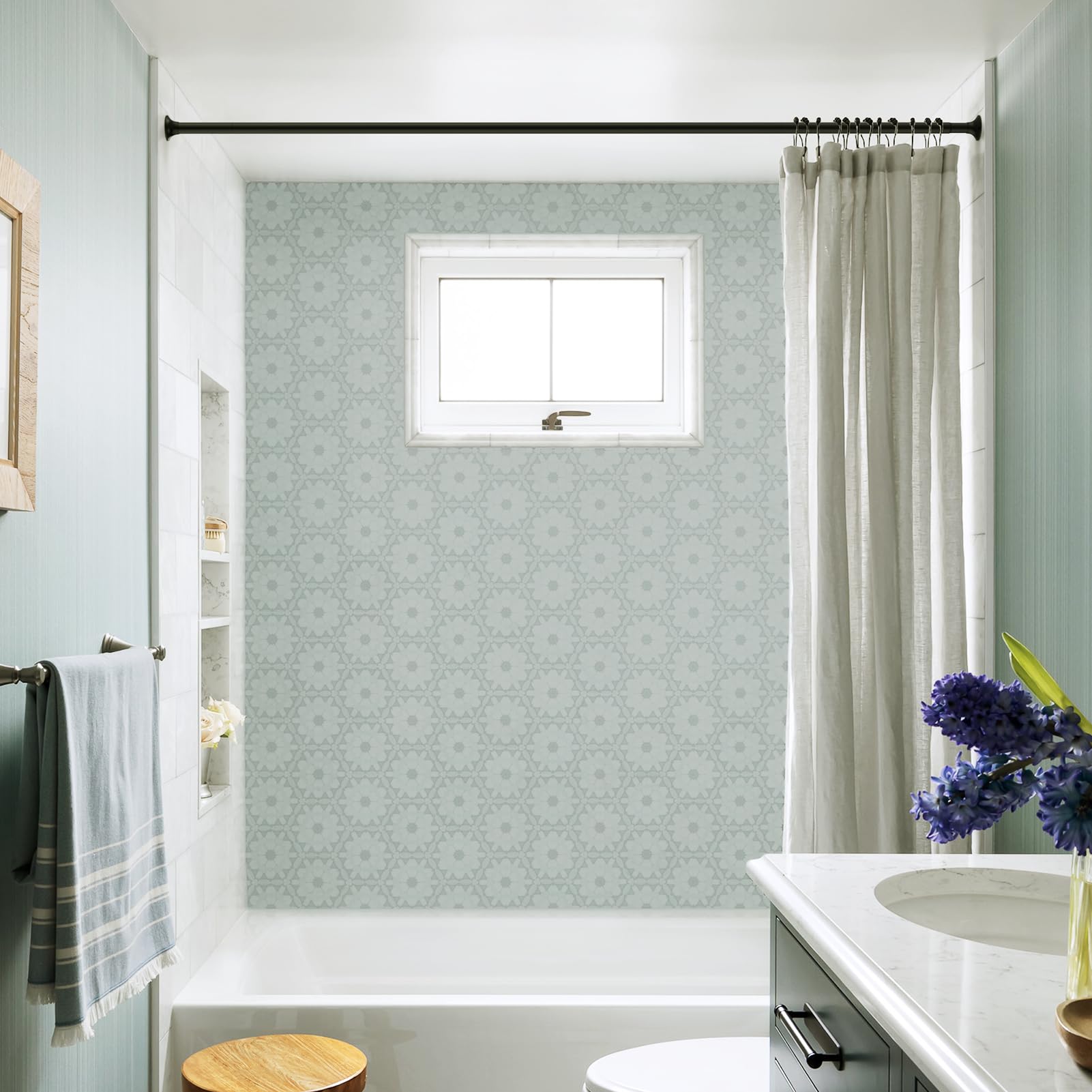 USHOWER Matuko Series – Matte Black Shower Curtain Rod Installed in Bathroom Over Bathtub with White Curtain